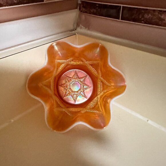 Digan Carnival Glass Bowl Color Peach - Picture 7 of 11